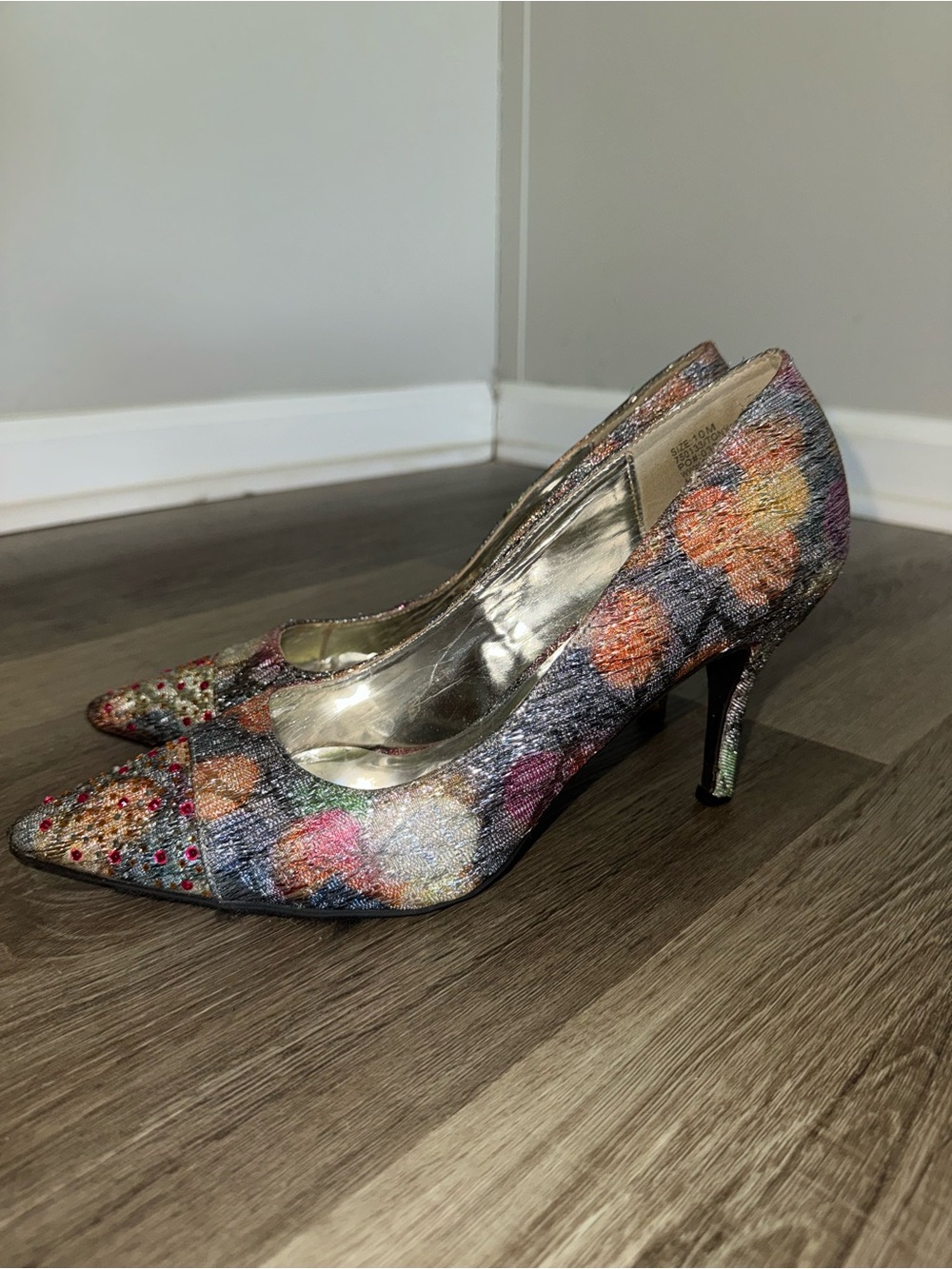 Torta Caliente Tonya 80139 Rhinestone Pointed Toe Stilletos size 10